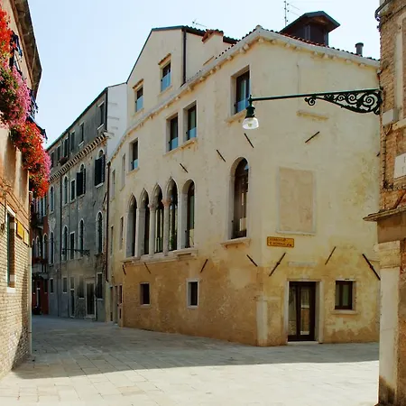 Ca' Zusto Hotel