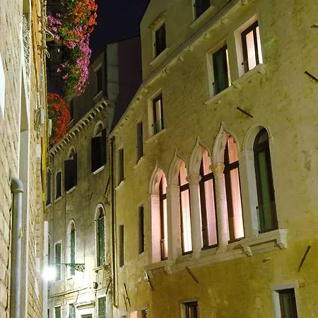 Ca' Zusto Hotel